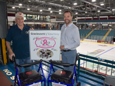 Trois marchettes pour le Centre régional K.-C. Irving