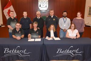 Bathurst : la municipalité s’entend avec ses pompiers et ses employés en travaux publics